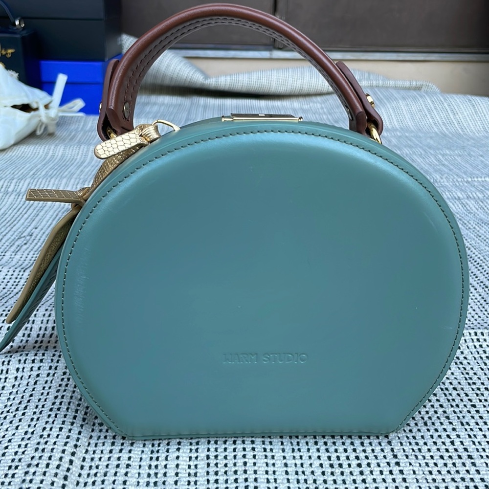 Warm Studio Box Bag